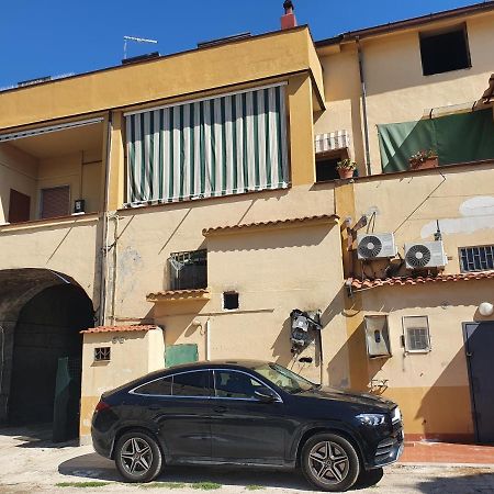 Royal Palace Gate Hotell San Nicola La Strada Eksteriør bilde