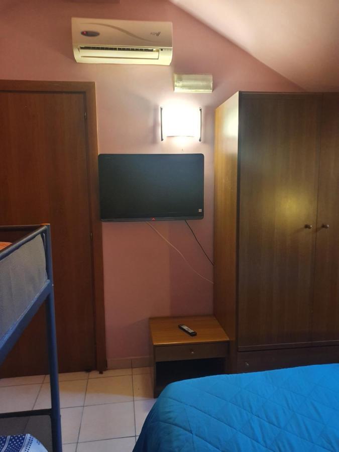 Royal Palace Gate Hotell San Nicola La Strada Eksteriør bilde